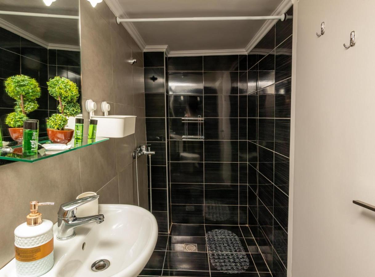 Del Mar Apartments I อาเยีย ตรีอาส ภายนอก รูปภาพ
