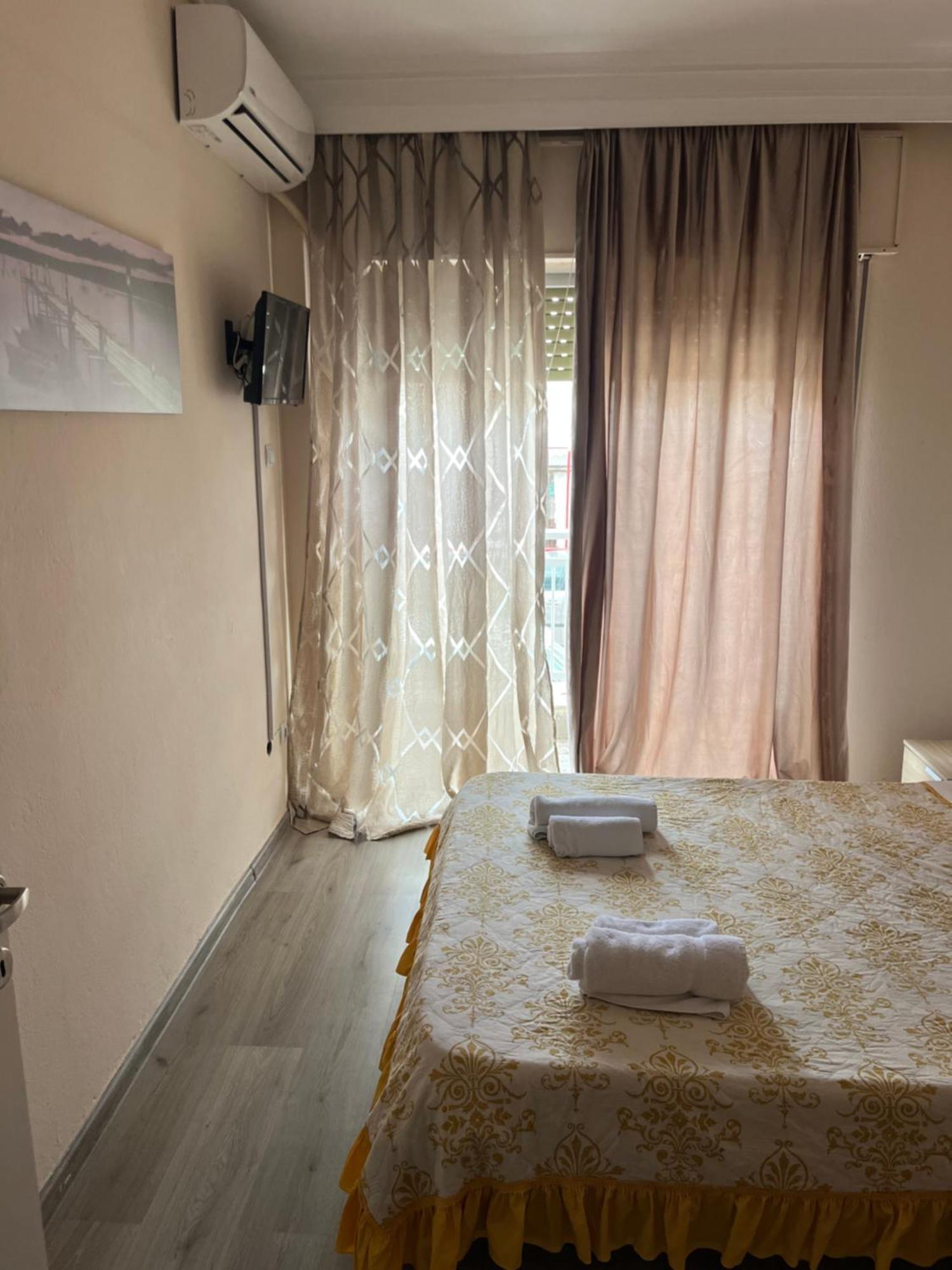 Del Mar Apartments I อาเยีย ตรีอาส ภายนอก รูปภาพ